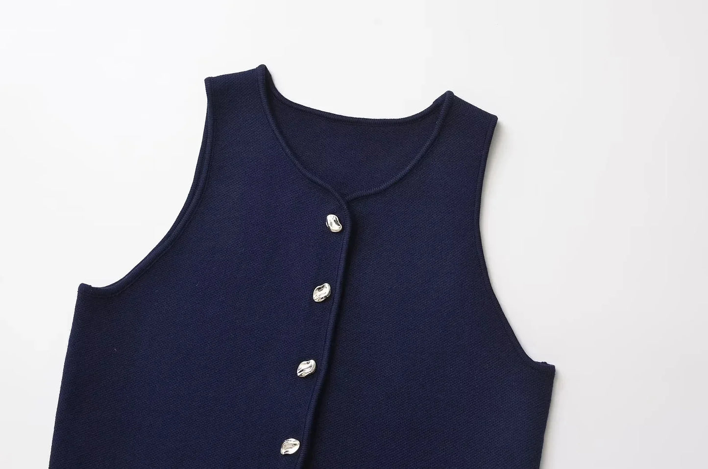 Sleeveless Cropped Sweater Vest